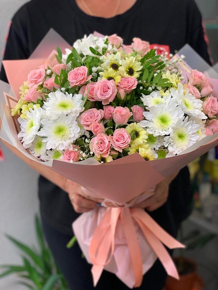 Букет цветов из: Розы и Хризантемы в Березовском Свердловской области