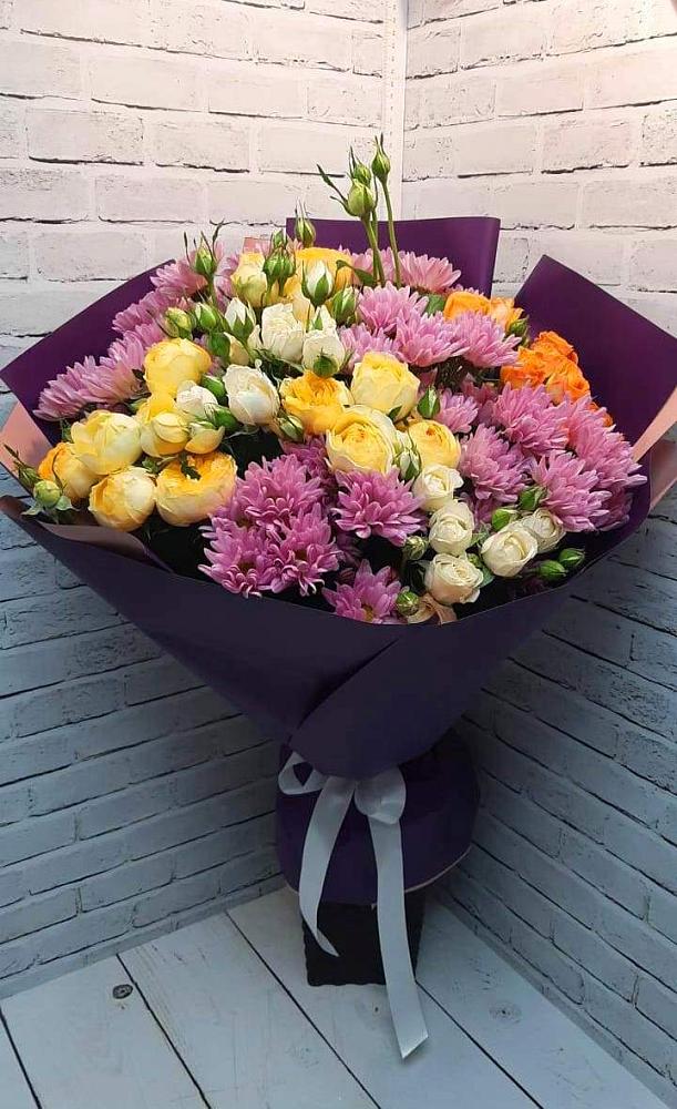 Букет цветов из: Хризантемы и Розы в Березовском Свердловской области