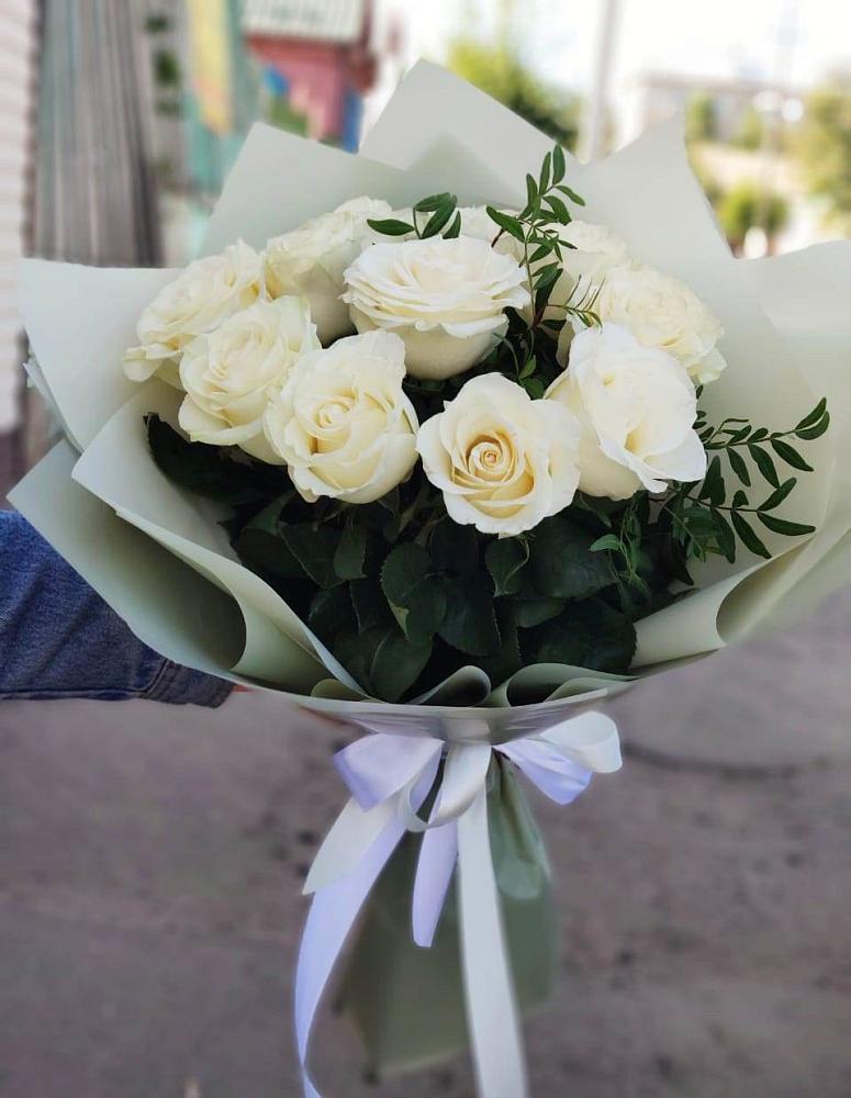 Букет Белые розы Проуд в Березовском Свердловской области
