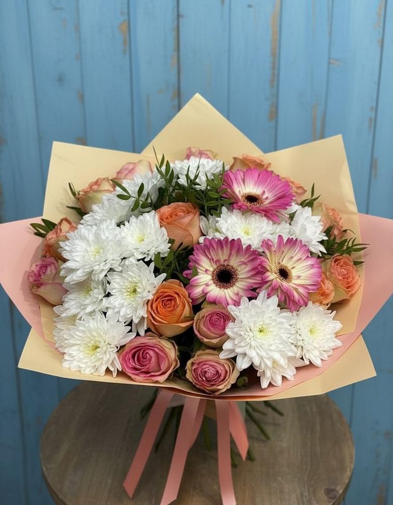 Букет цветов из: Розы, Герберы и Хризантемы в Березовском Свердловской области