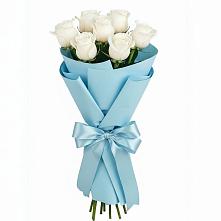 Букет 7 белых роз Проуд в Березовском Свердловской области