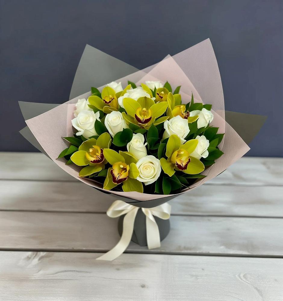 Букет цветов из: Орхидеи и Розы в Березовском Свердловской области