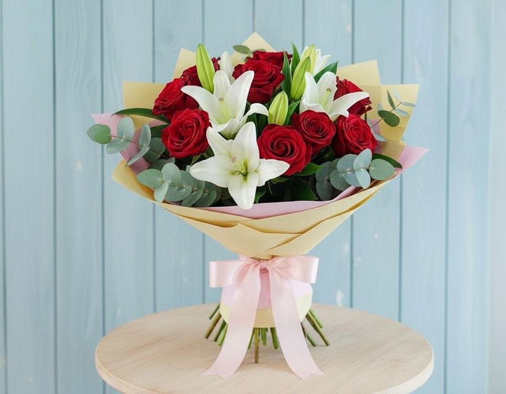 Букет цветов из: Лилии и Розы в Березовском Свердловской области